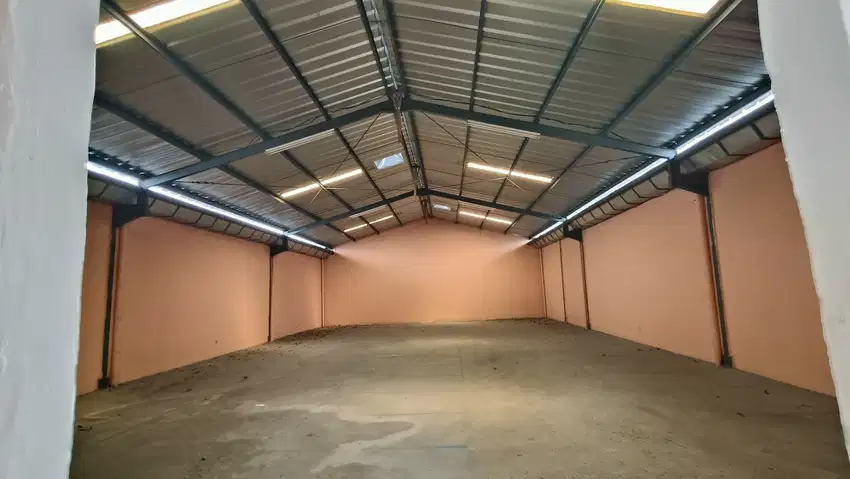 Gudang+Kantor Elang Laut PIK Ada 2 Unit 10x22,5+10x25 Ada Lift Barang