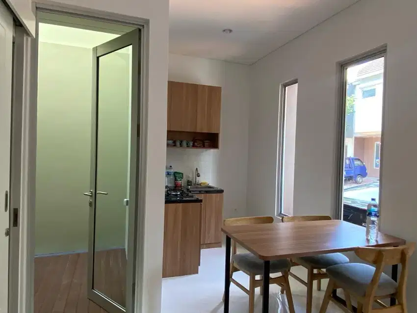 DISEWAKAN RUMAH FULL FURNISHED 2 LANTAI MALIBU VILLAGE GADING SERPONG