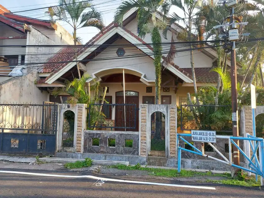 DIJUAL RUMAH SIAP HUNI DI JLN BUNGA2 LOWOKWARU MALANG