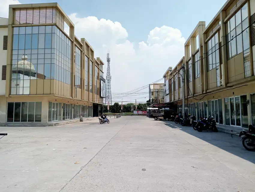 Grand pondok ungu marakas