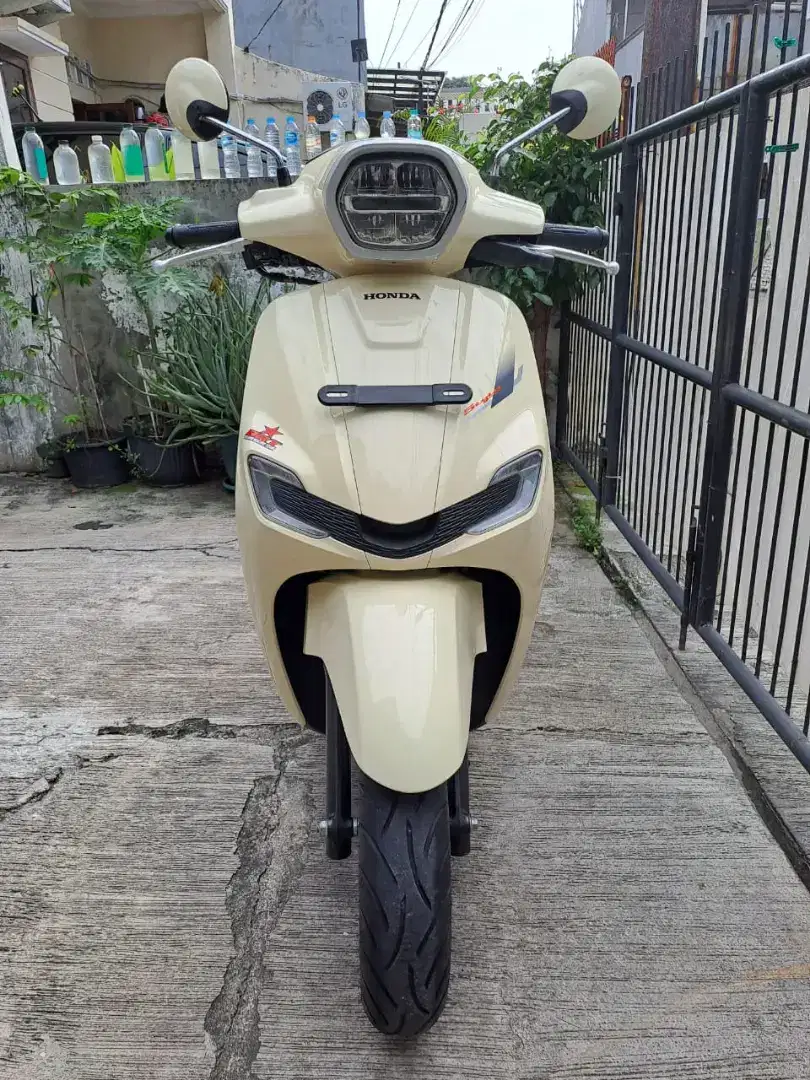 HONDA STYLO MEW