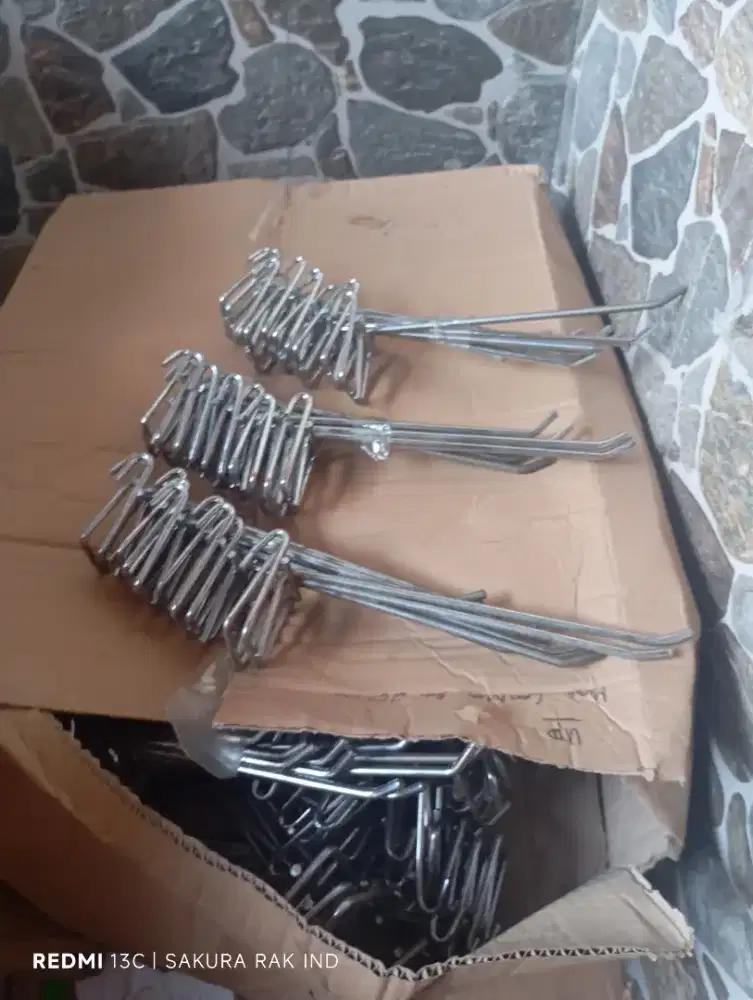 Cantolan hook accessories