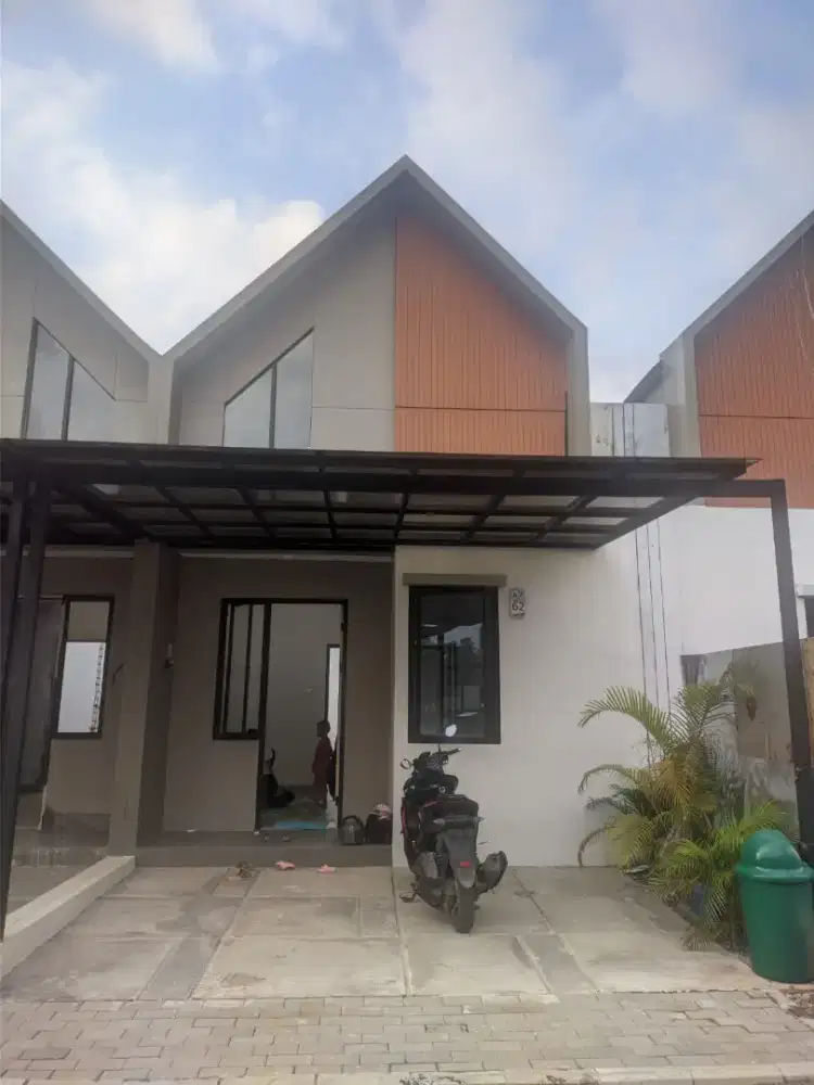 Disewakan Rumah Baru Tahunan
