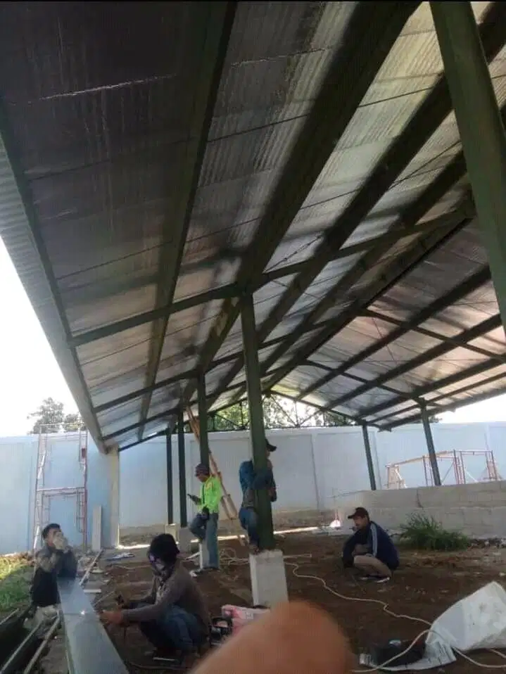 Kanopi plana parkiran