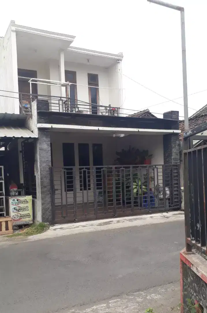 Rumah Minimalis Strategis