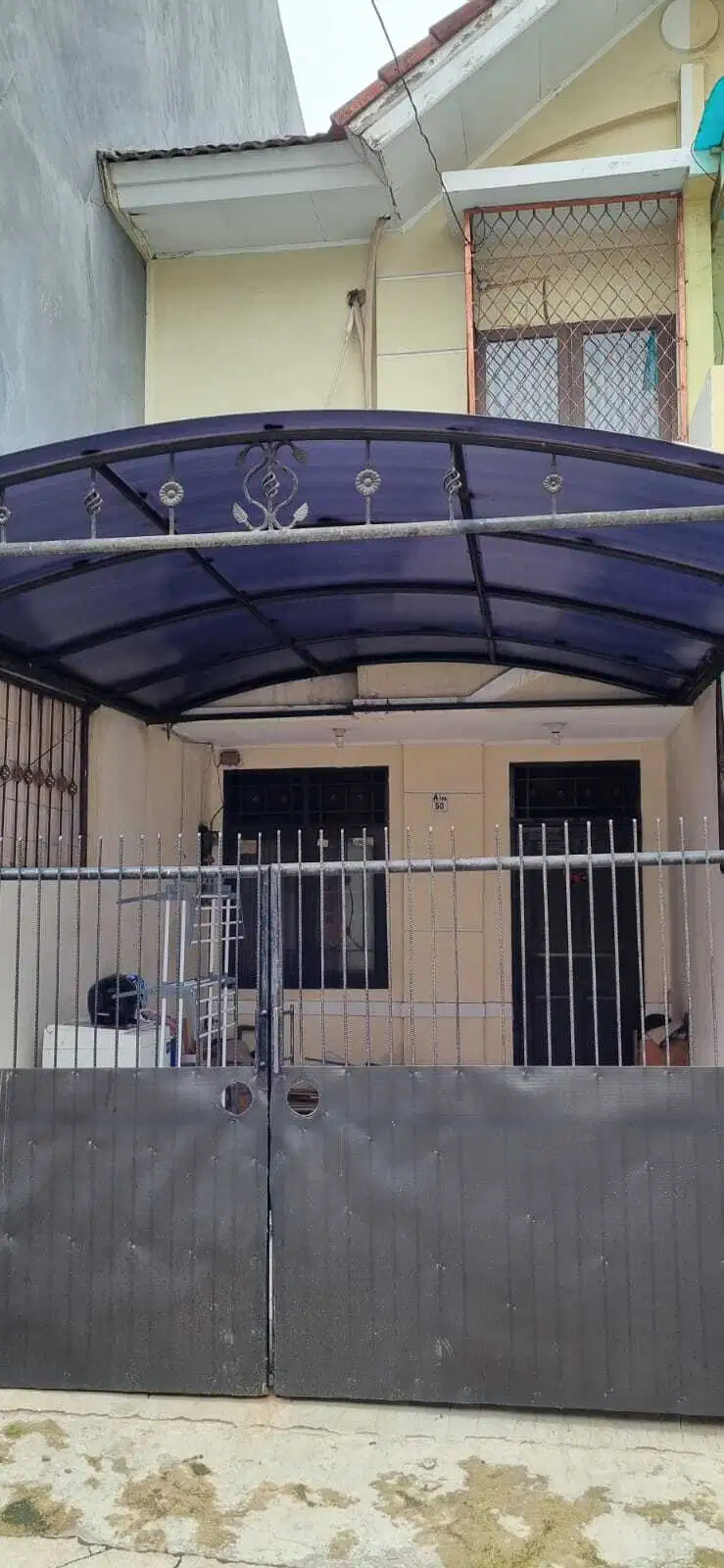 DIJUAL RUMAH Taman Palem Lestari cengkareng barat