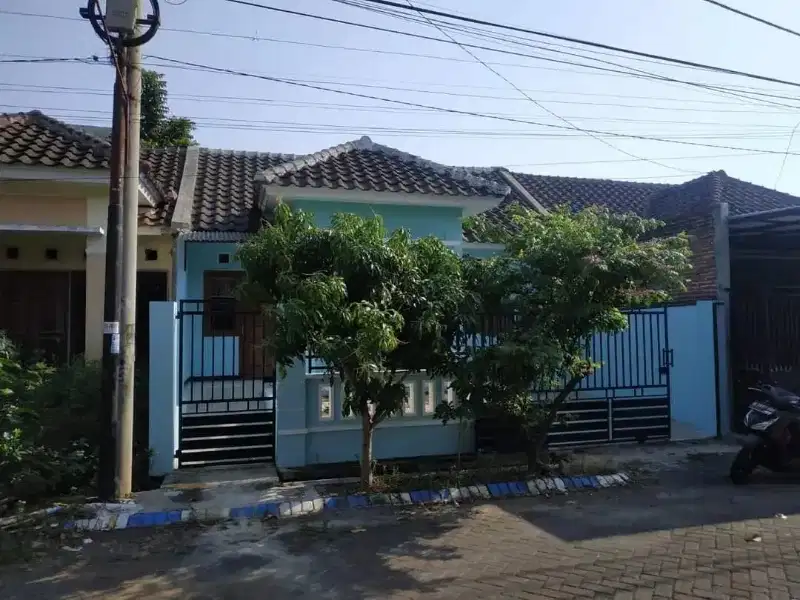 Rumah Luas 112 di Sawojajar Sulfat Rampal Bangunan Terawat