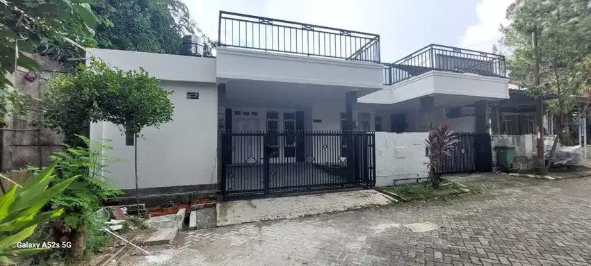 Jual murah rumah bagus di Bukit Cimanggu City.
