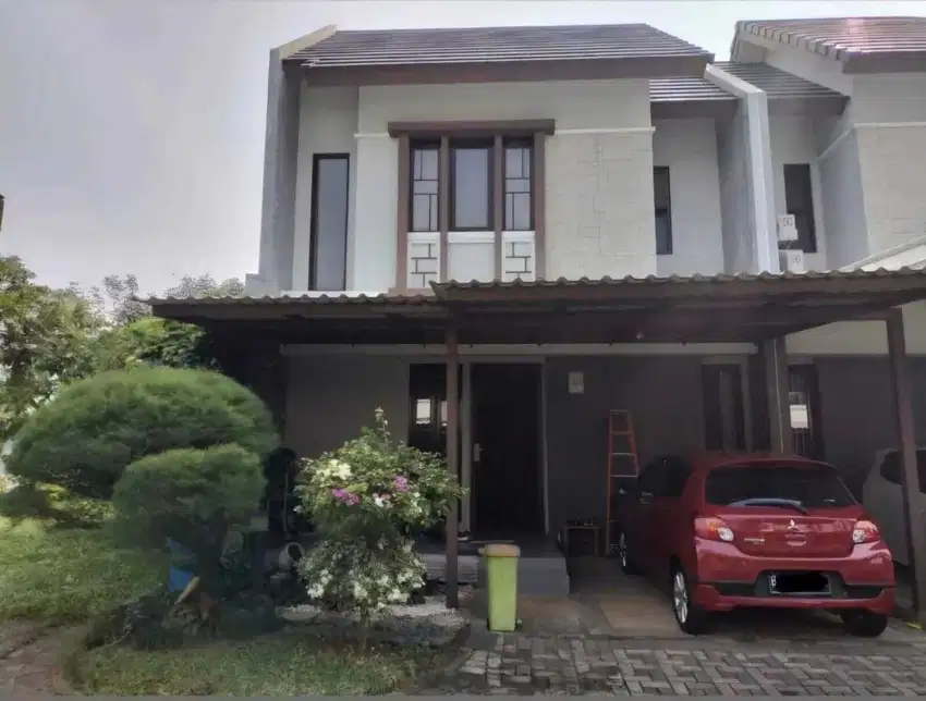 Rumah 2 lantai uk. 7x10 Furnish Siap huni Nyaman Asri