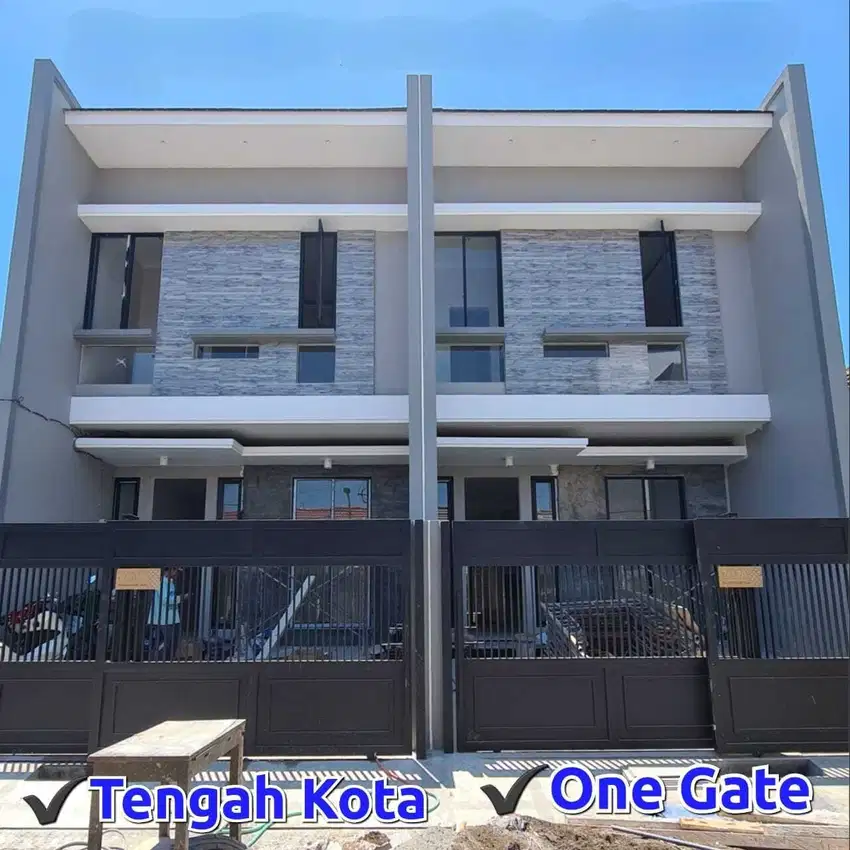 Rumah Baru Klampis Semolo Lokasi Strategis di Tengah Kota  Surabaya