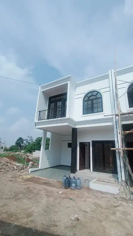 Rumah cluster eropa akses UI - 5 menit busway Universitas Indonesia