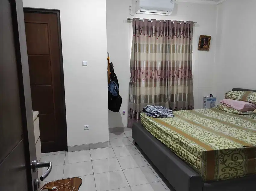 Dijual Rumah 2 Lantai di Cluster Aralia, Rapi Siap Huni