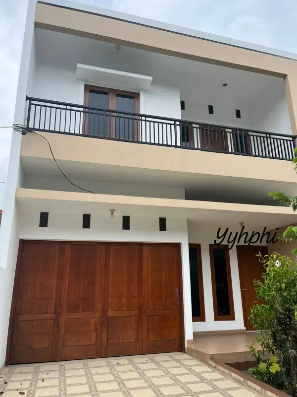 Dijual rumah siap huni 2 lantai di cluster harapan indah