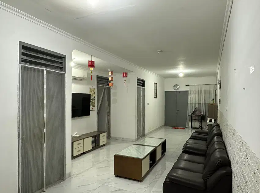 Rumah murah jelambar/rumah murah komplek wijaya kusuma