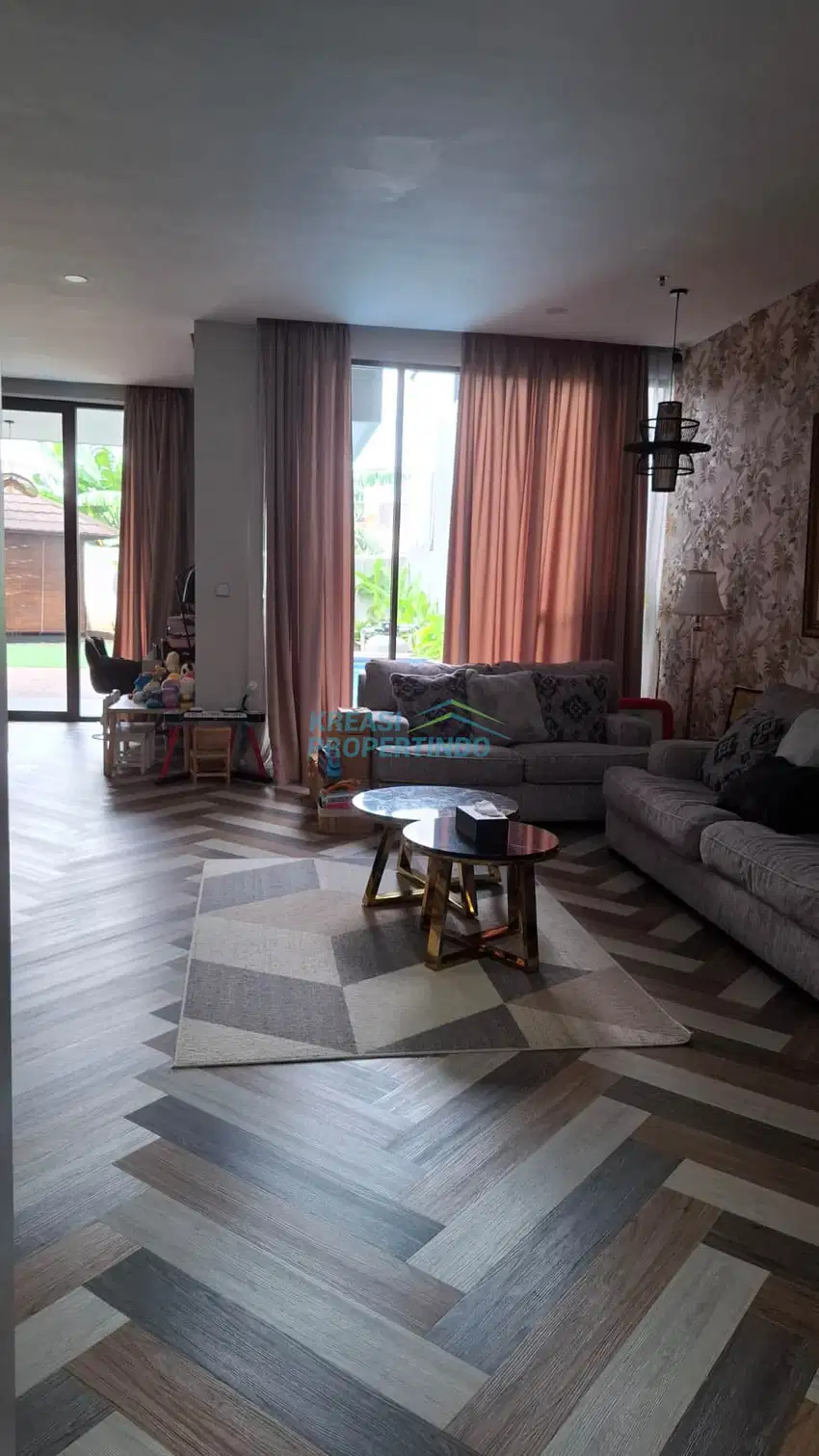 Townhouse Essence Darmawangsa Eminance Tower