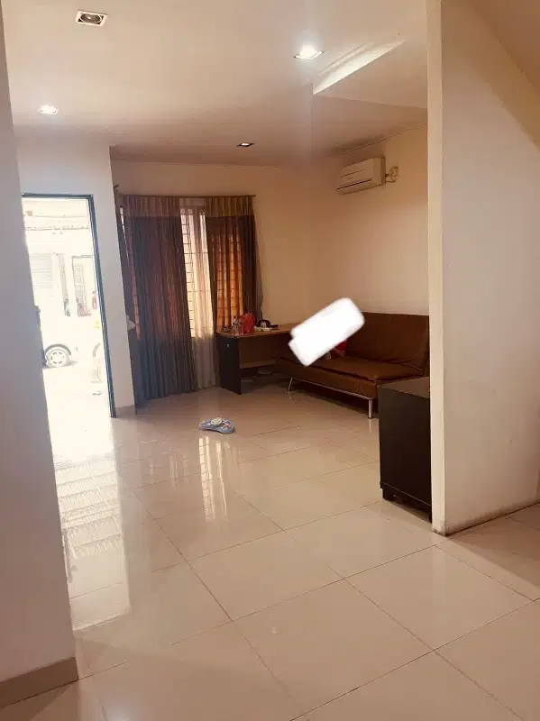 di jual cepat rumah casajardin, cengkareng