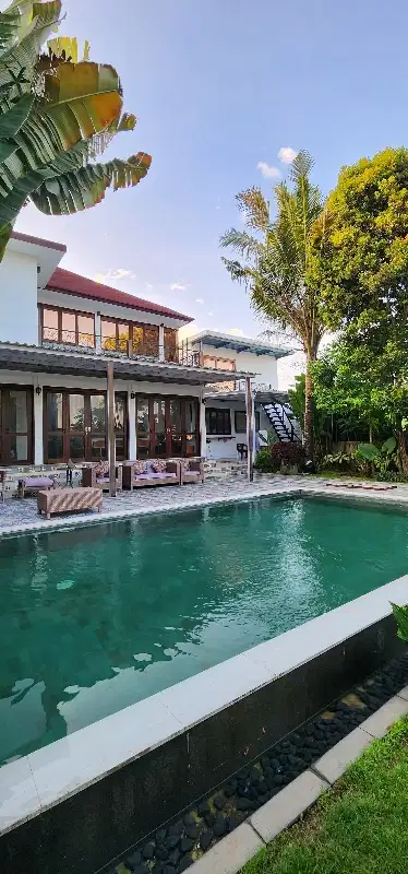 Villa Luxury di Buduk dekat Tumbak Bayuh Pererenan Badung