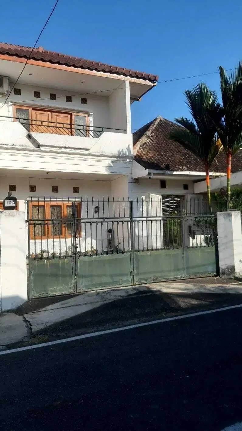 Murah Siap Huni Area Buah Buahan Dekat Jl Kawi Langsep