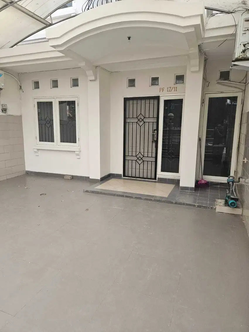 Di Jual Rumah 2 lantai Di GADING NIRWANA , Klp Gading