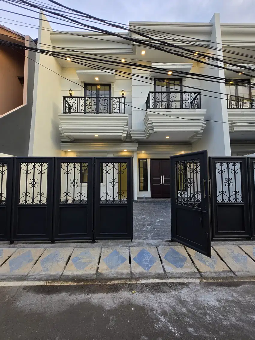 Dijual Rumah Baru Classic Modern Non Komplek Di Duren Sawit Jakarta