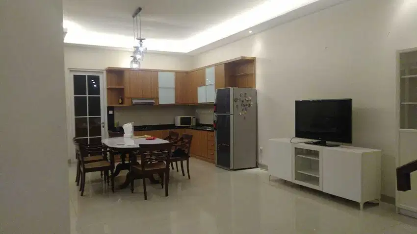 TURUN HARGA! DIJUAL RUMAH ALICANTE VILLAGE - GADING SERPONG