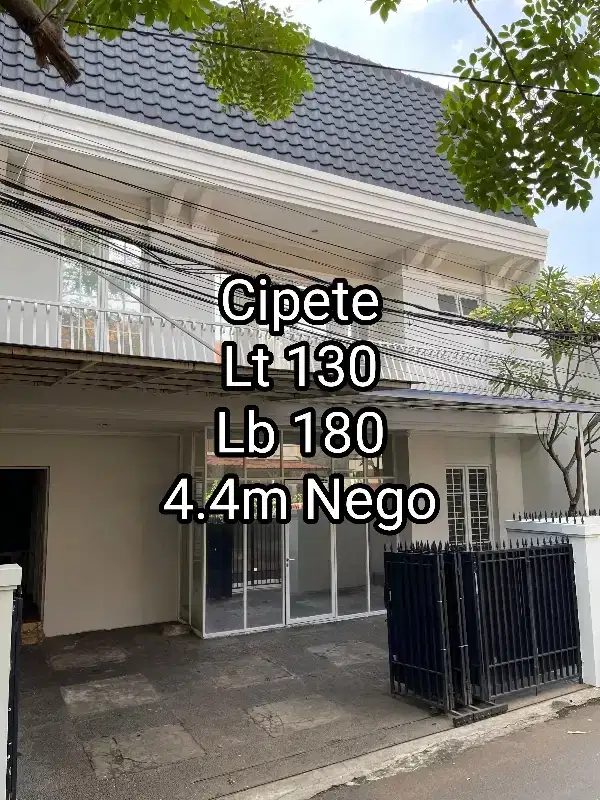 DI JUAL CEPAT Rumah Modern Classic di Cipete Jakarta Selatan.
