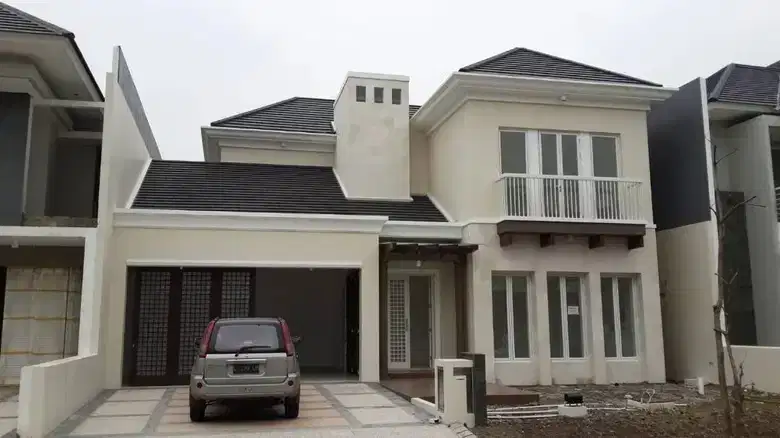 DISEWAKAN RUMAH ROYAL RESIDENCE NON FURNISH LOKASI STRATEGIS SIAP HUNI