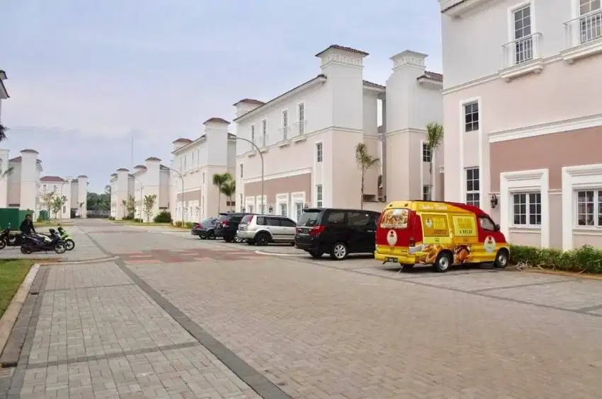 Kosan Alesha Vanya Park BSD 6 Kamar Cicilannya di bayarin penyewa