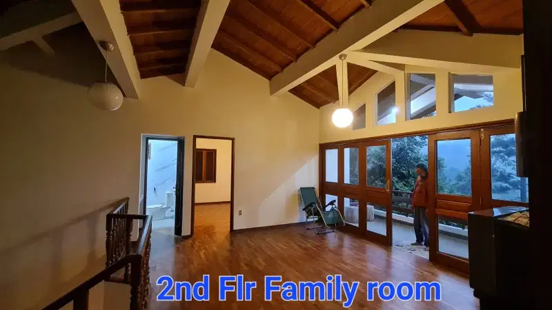 Dijual Cepat Vila 2 Lantai View Pegunungan Hijau di Megamendung Bogor