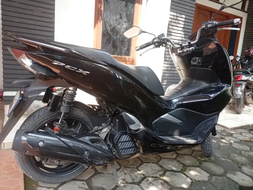 Honda PCX 2018 hitam