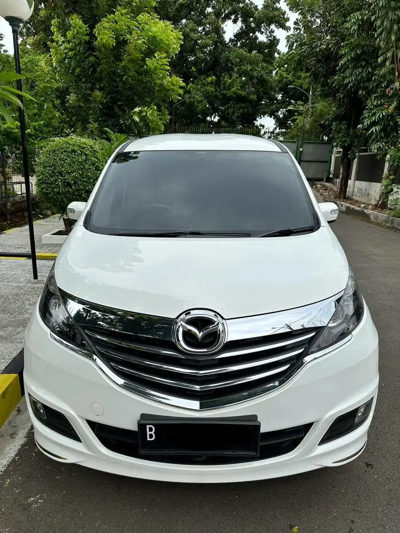 Mazda Biante Skyactive simpanan istimewa pemakai langsung