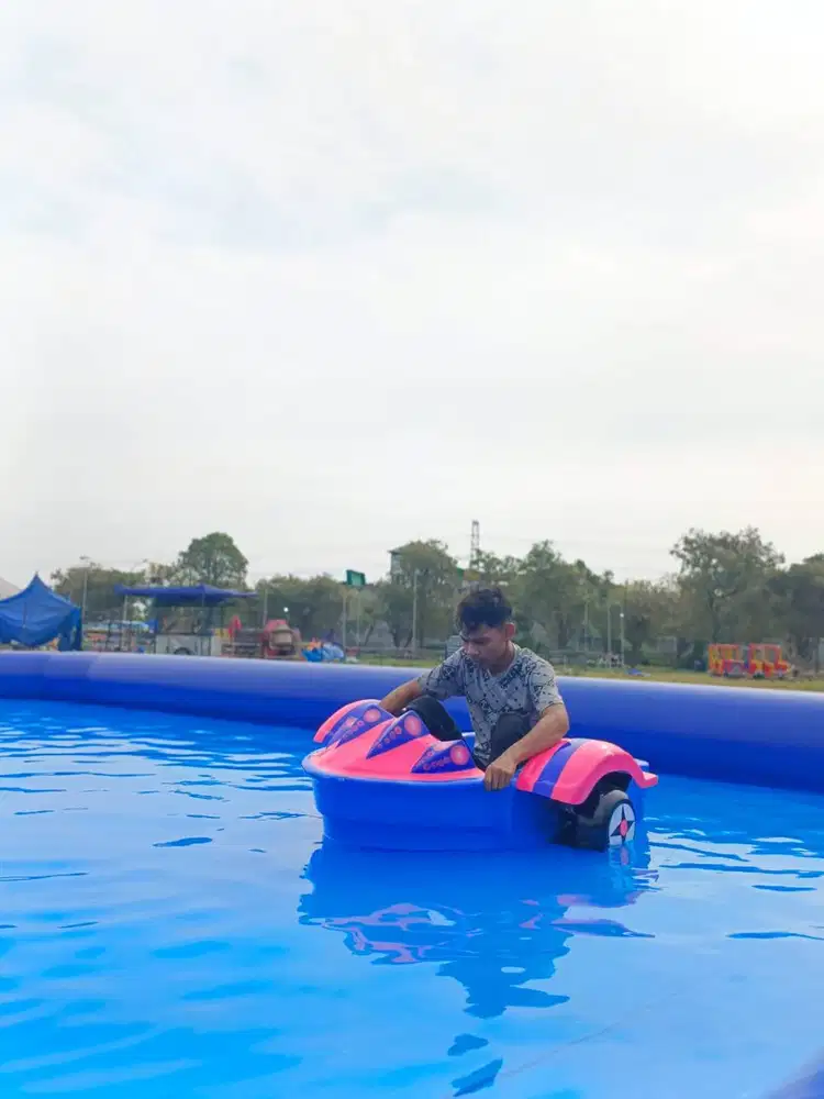 handboat mainan kolam renang