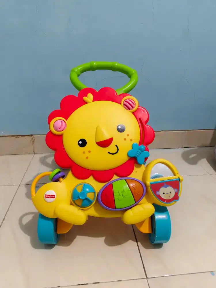 Fisher Price Push Walker Dorongan Untuk Berjalan Bayi
