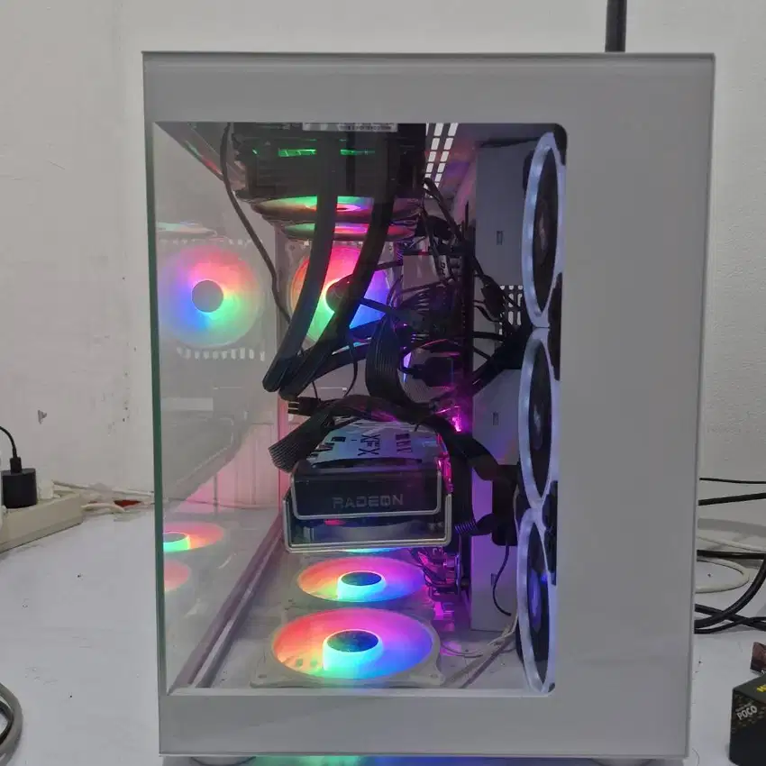 Core i5 13400F Ram 32 GB DDR 5 AMD Radeon RX 6700 XT