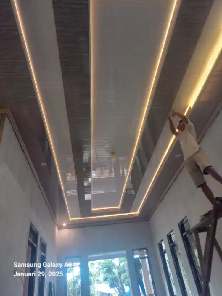 Jasa +bhn. Gipsum .PVC .Lis molding.partisi