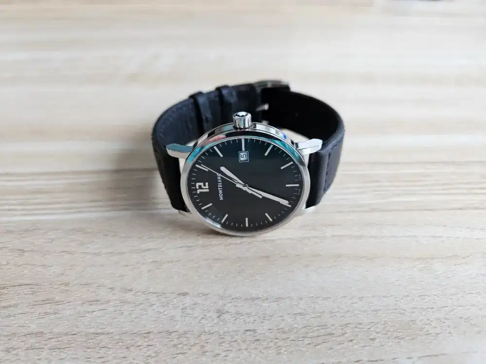 JAM TANGAN MONTBLANC SUMMIT 7093