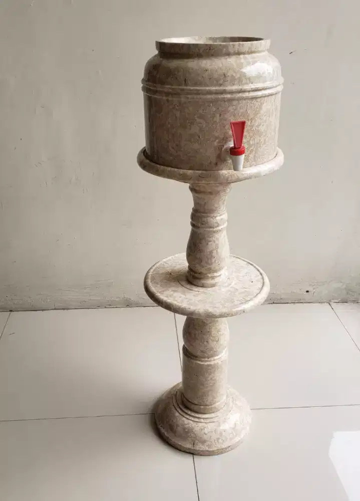 Dudukan Galon Marmer Pot Tanaman Marmer