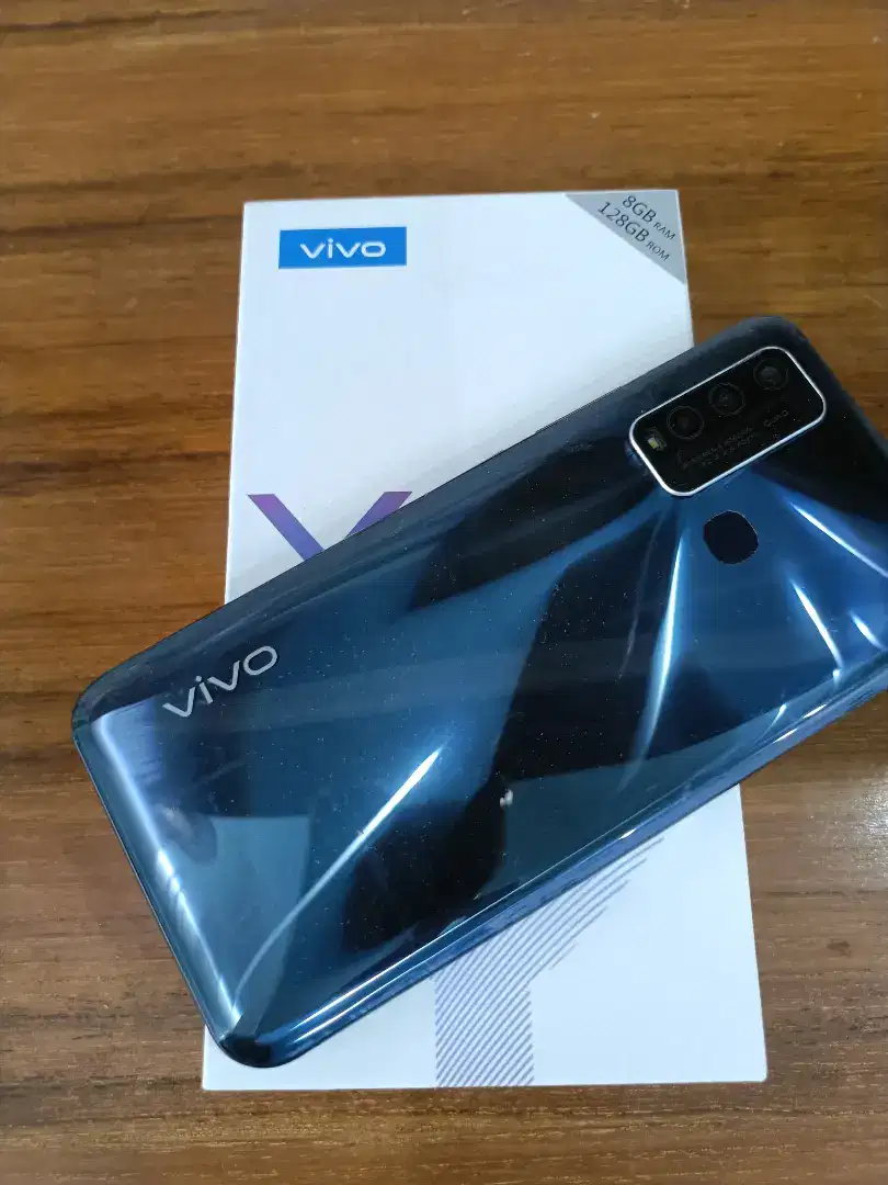 Vivo Y50 8GB / 128GB