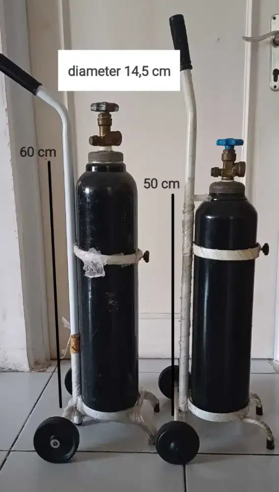 2 Tabung Gas Oksigen + 2 Trolley