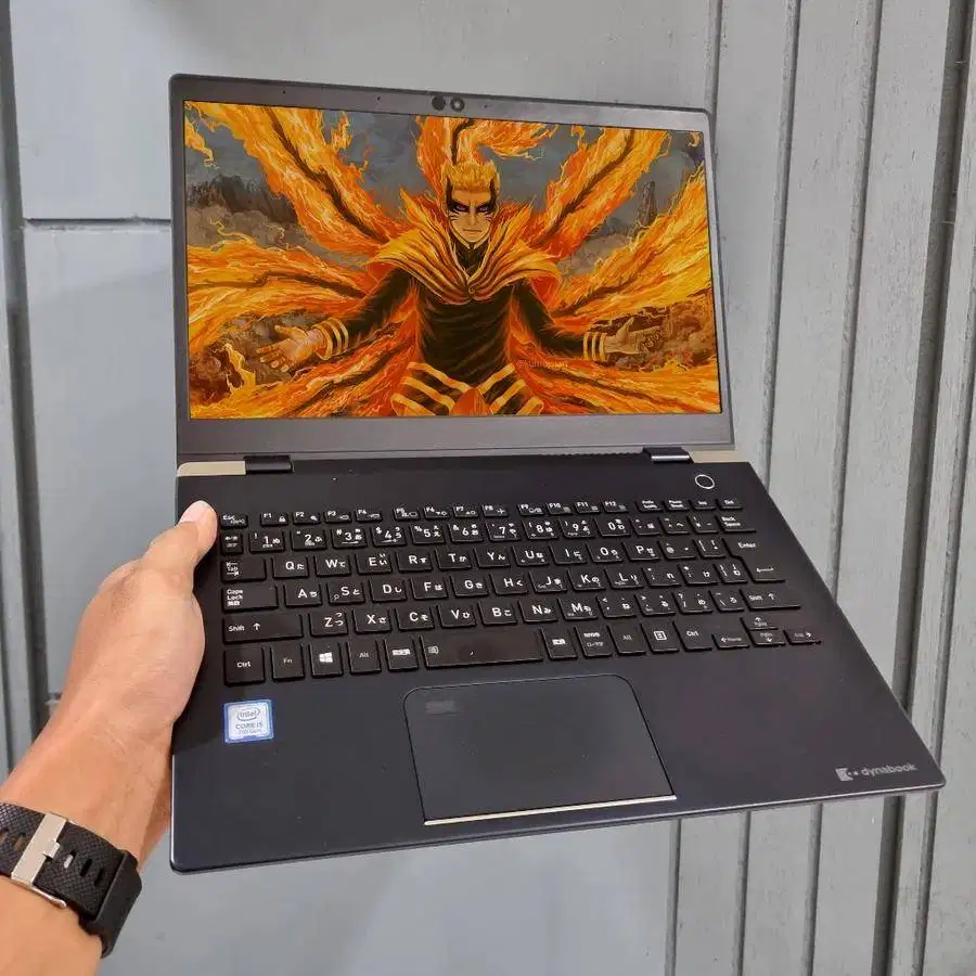 TOSHIBA G83 Core i5-10, RAM 8 SSD 256GB D-FC