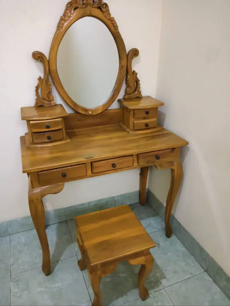 Jual Cepat Kayu Jati perlengkapan Tempat Tidur, lemari, meja rias