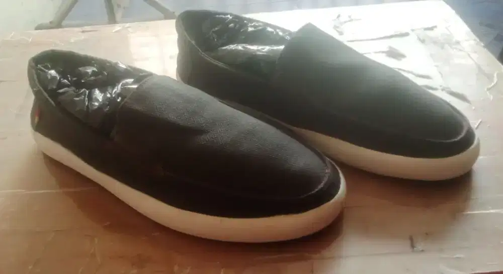 Rp 149rb, Slip On Vans, Baru, Ori, Sz 44,5, Insole 29cm, Made in China