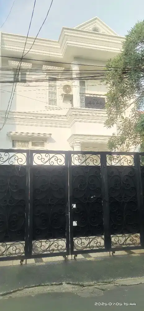 DI JUAL RUMAH MEWAH DI DUREN KALIBATA UTARA PANCORAN JAKARTA SELATAN