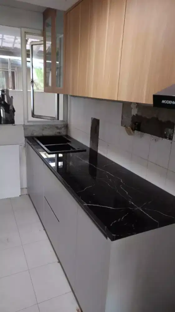 Top meja granit dan marmer