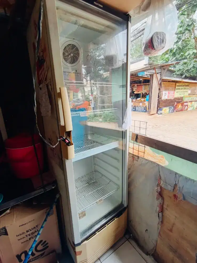 Showcase Polytron 6 susun