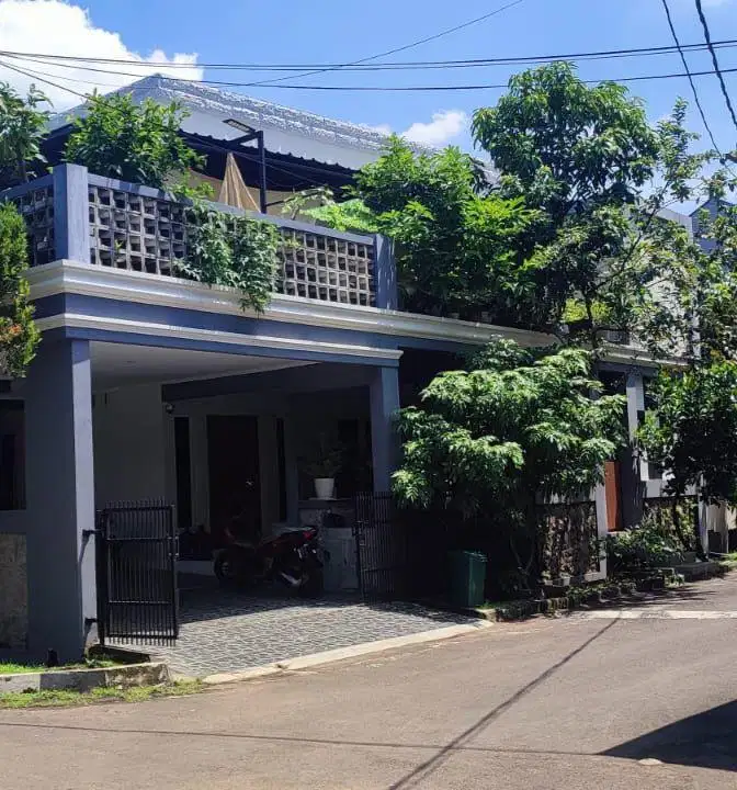Rumah 2Lantai Di Serpong Park Jelupang Serpong Utara