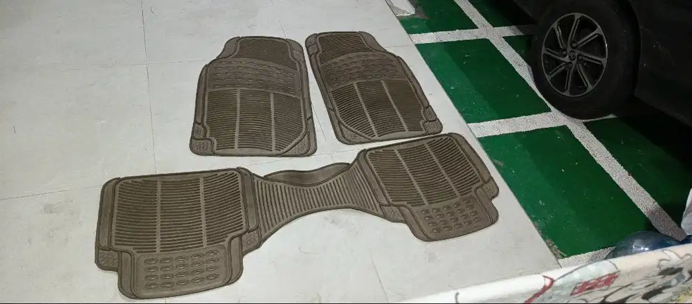 Dijual karpet mobil Universal