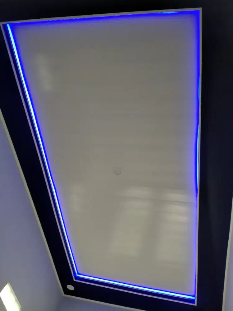 Menjual bahan material plafon PVC dan WPC wall panel