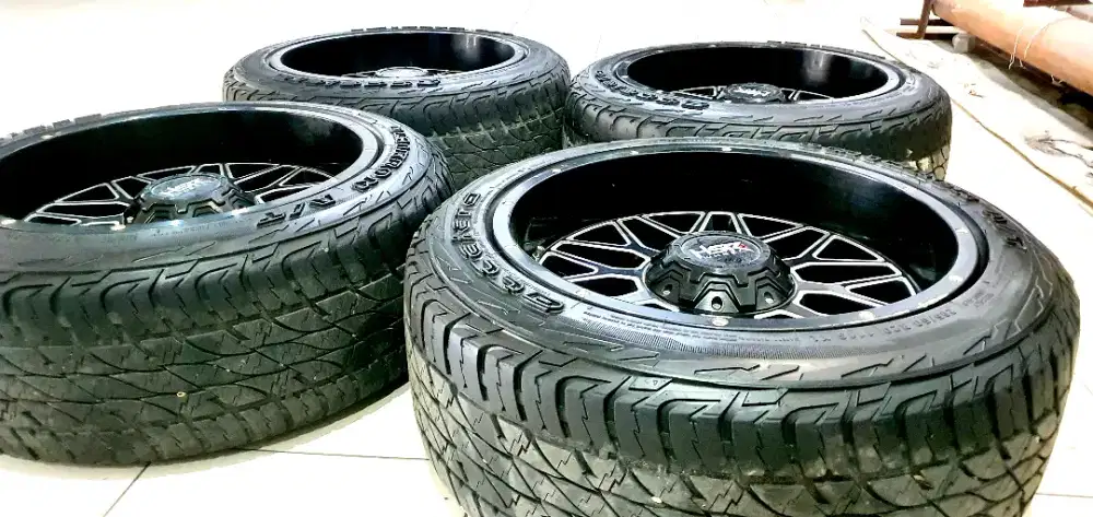 Velg dan Ban second Mobil Pajero Dakar Ukuran 265/50 R20