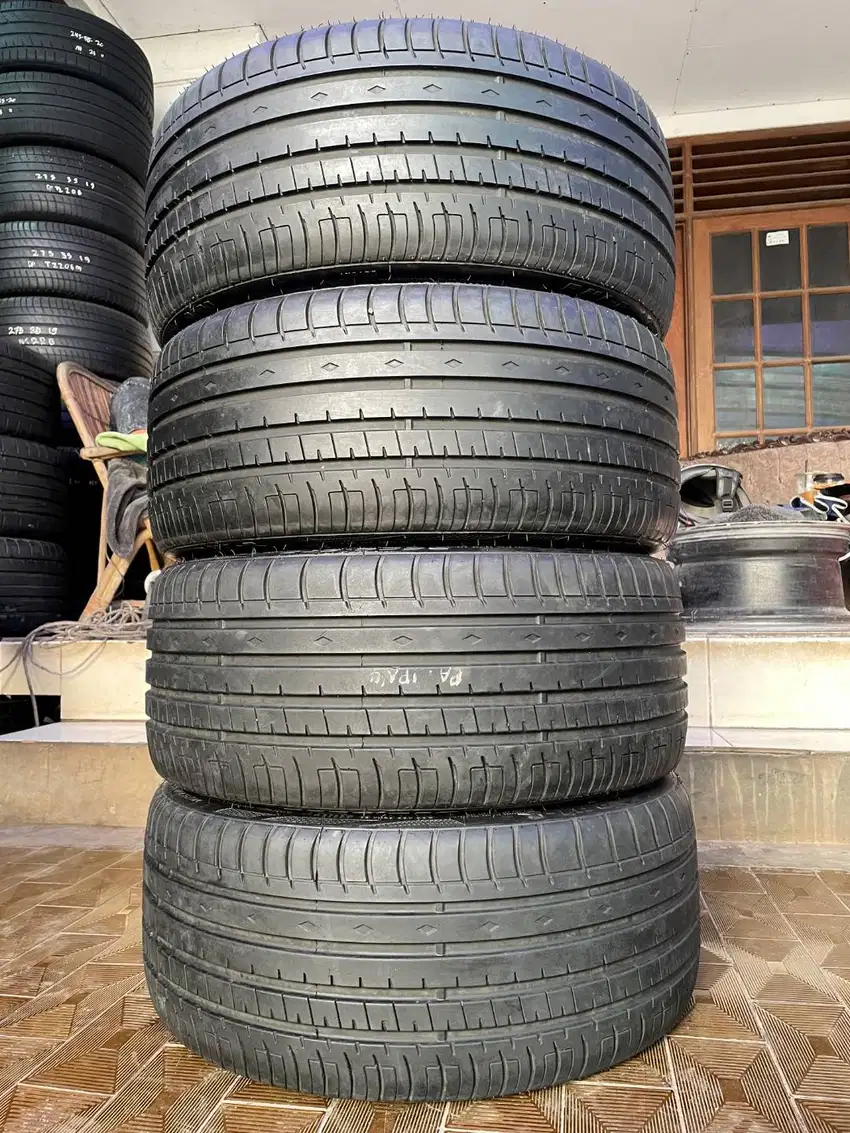 Ban Accelera PHI R 245 35 r20 4Pcs
